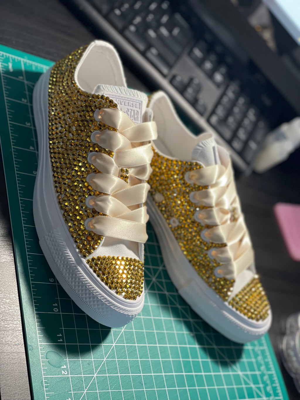 🎉Custom Pearl & Rhinestone Shoes🎉