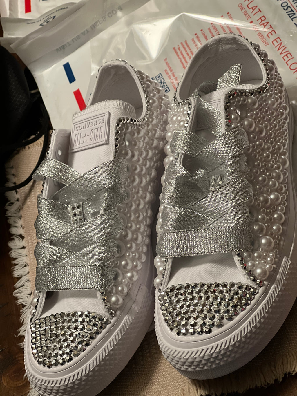 🎉Custom Pearl & Rhinestone Shoes🎉